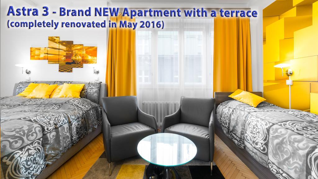 Astra 3 - Large Apartment With Terrace 프라하 외부 사진