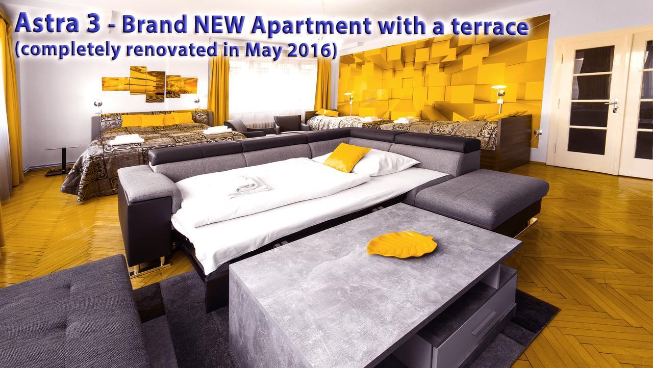 Astra 3 - Large Apartment With Terrace 프라하 외부 사진