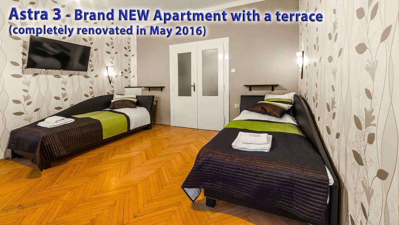 Astra 3 - Large Apartment With Terrace 프라하 외부 사진