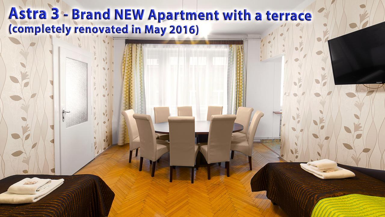 Astra 3 - Large Apartment With Terrace 프라하 외부 사진